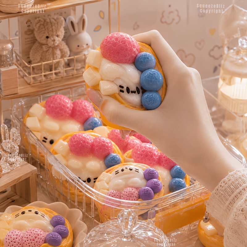 Cute Strawberry Egg Tart Squis - Edc Car Carry บทวิจารณ์และราคา